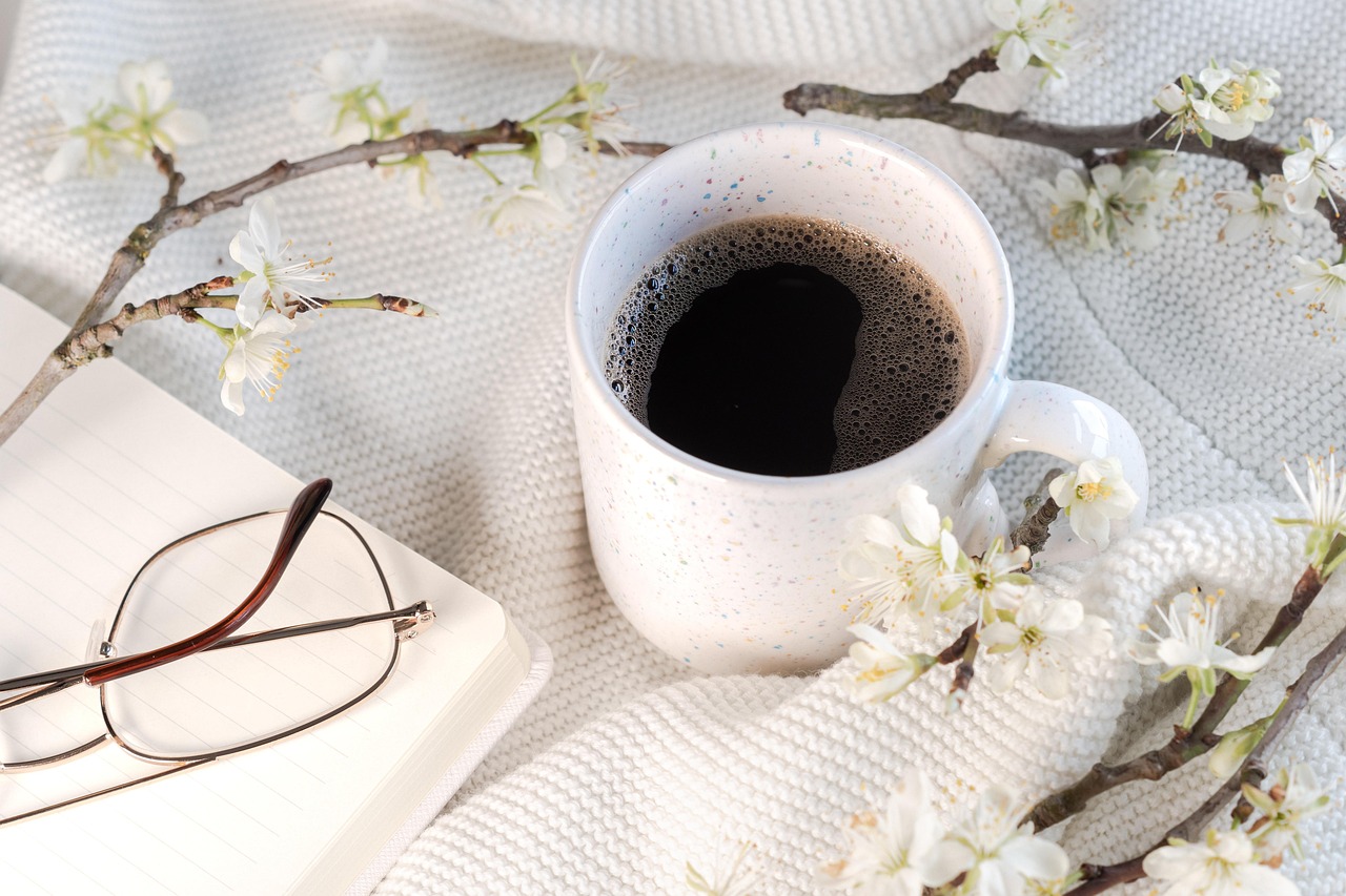 Pressed Flowers and Ink: Bringing the Meadow Indoors